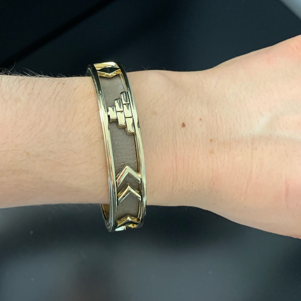 House of Harlow 1960 Aztec Bangle Khaki Leather